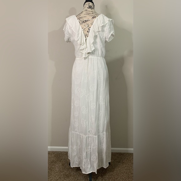 Tropical Morning Maxi Dress AMUSE SOCIETY Color: Casa Blanca Size: S NWOT - Picture 10 of 11